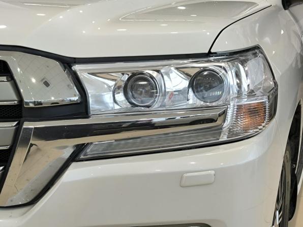 Toyota Land Cruiser 200 Series Рестайлинг 2 с пробегом 2016 года, цена 5 950 000 рублей, 180250 км, внедорожник, Автокод Объявления