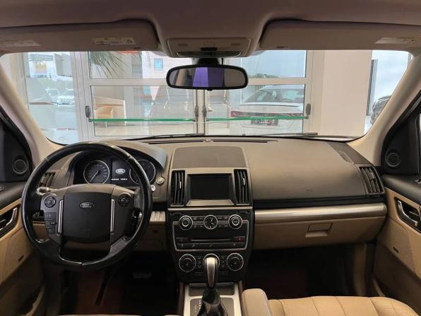 Land Rover Freelander II Рестайлинг 2 с пробегом 2014 года, цена 2 350 000 рублей, 219334 км, внедорожник, Автокод Объявления