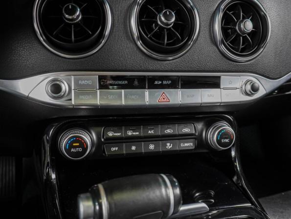 Kia Stinger I с пробегом 2018 года, цена 2 649 000 рублей, 135134 км, лифтбек, Автокод Объявления