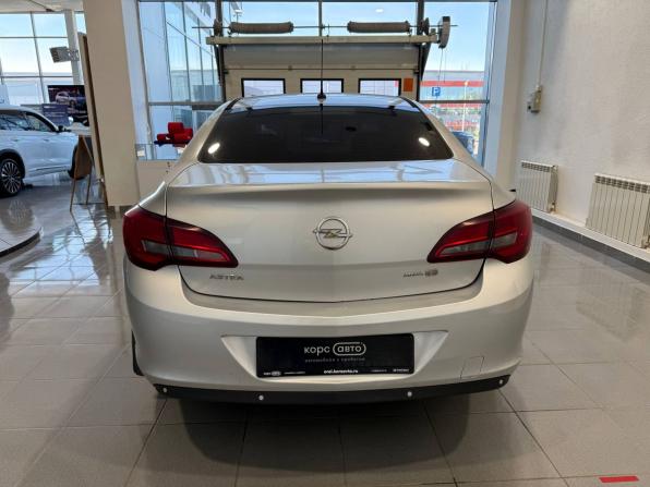 Opel Astra J Рестайлинг с пробегом 2012 года, цена 795 000 рублей, 128710 км, седан, Автокод Объявления