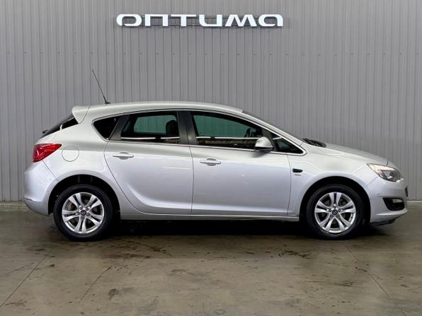 Opel Astra J Рестайлинг с пробегом 2014 года, цена 897 000 рублей, 165522 км, хэтчбек, Автокод Объявления