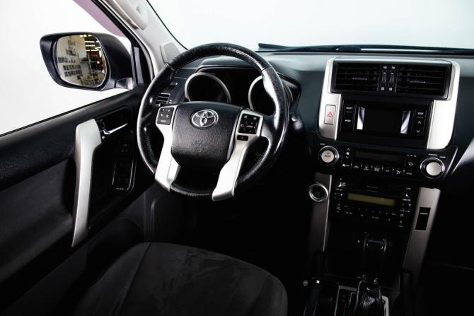 Toyota Land Cruiser Prado 150 Series с пробегом 2013 года, цена 3 299 000 рублей, 167800 км, внедорожник, Автокод Объявления