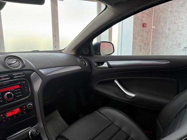 Ford Mondeo IV Рестайлинг с пробегом 2013 года, цена 1 299 000 рублей, 101798 км, седан, Автокод Объявления
