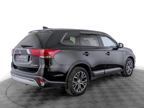 Mitsubishi Outlander III Рестайлинг 3 с пробегом 2018 года, цена 1 950 000 рублей, 99853 км, внедорожник, Автокод Объявления