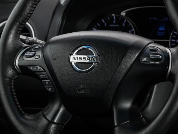 Nissan Pathfinder IV с пробегом 2015 года, цена 1 799 000 рублей, 153704 км, внедорожник, Автокод Объявления