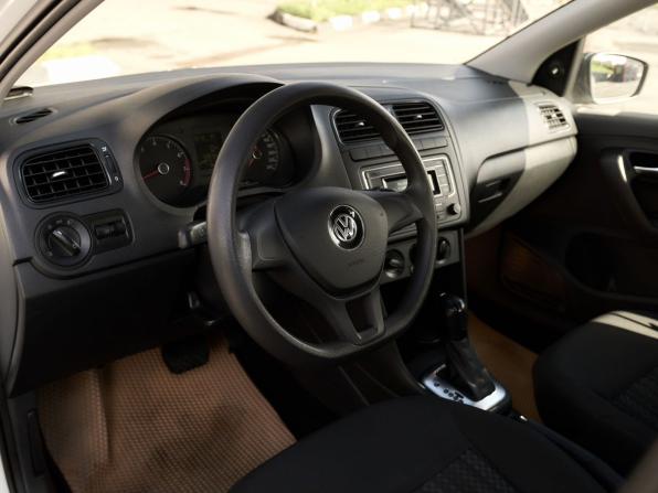Volkswagen Polo V Рестайлинг с пробегом 2020 года, цена 1 269 000 рублей, 123803 км, седан, Автокод Объявления