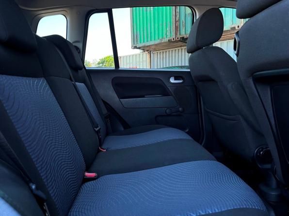 Ford Fusion I Рестайлинг с пробегом 2007 года, цена 498 400 рублей, 109492 км, хэтчбек, Автокод Объявления