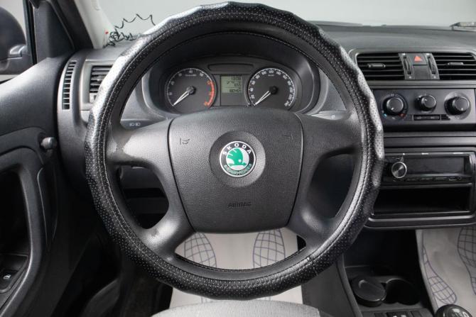 Skoda Fabia II с пробегом 2008 года, цена 399 000 рублей, 180454 км, хэтчбек, Автокод Объявления