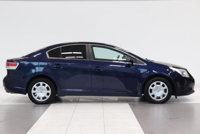 Toyota Avensis III с пробегом 2009 года, цена 588 000 рублей, 426817 км, седан, Автокод Объявления