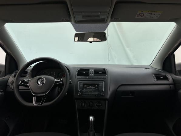 Volkswagen Polo V Рестайлинг с пробегом 2016 года, цена 991 000 рублей, 115250 км, седан, Автокод Объявления