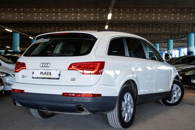 Audi Q7 I (4L) Рестайлинг с пробегом 2012 года, цена 1 950 000 рублей, 253622 км, внедорожник, Автокод Объявления