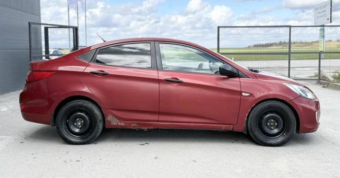 Hyundai Solaris I с пробегом 2011 года, цена 489 000 рублей, 228000 км, седан, Автокод Объявления