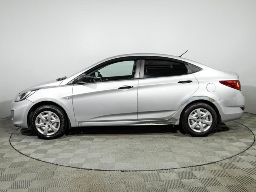 Hyundai Solaris I Санкт-Петербург  - изображение 8