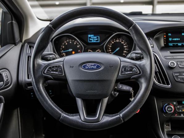 Ford Focus III Рестайлинг с пробегом 2018 года, цена 1 298 000 рублей, 115374 км, седан, Автокод Объявления