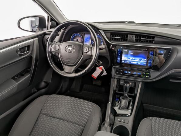 Toyota Corolla XI (E160 E170 E180) Рестайлинг 1 с пробегом 2017 года, цена 1 765 000 рублей, 81962 км, седан, Автокод Объявления