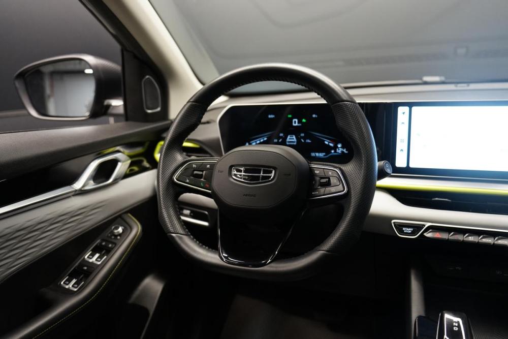 Geely Coolray I Рестайлинг Крым  - изображение 19