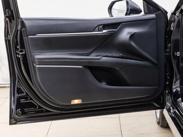 Toyota Camry VIII (XV70) с пробегом 2019 года, цена 2 558 000 рублей, 169062 км, седан, Автокод Объявления