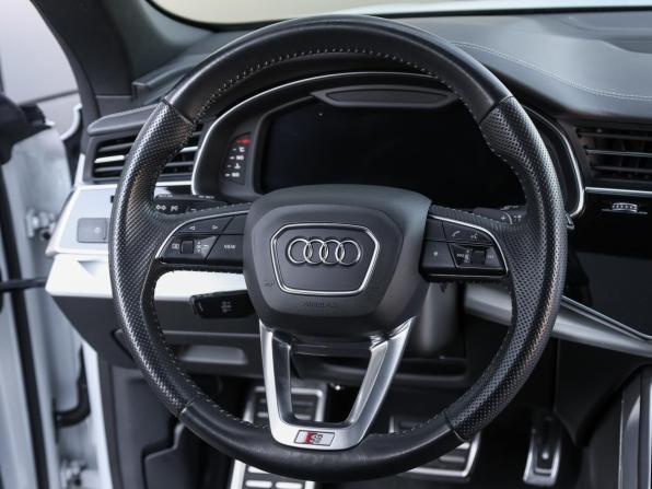 Audi Q8 I (4M) с пробегом 2018 года, цена 5 249 000 рублей, 122756 км, внедорожник, Автокод Объявления