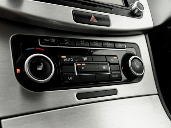 Volkswagen Passat B7 с пробегом 2011 года, цена 1 290 000 рублей, 205736 км, седан, Автокод Объявления