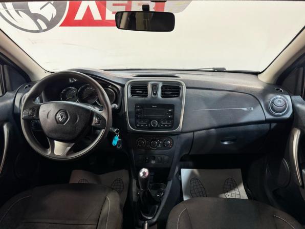 Renault Sandero II с пробегом 2018 года, цена 930 000 рублей, 121316 км, хэтчбек, Автокод Объявления