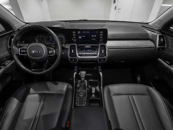 Kia Sorento IV с пробегом 2021 года, цена 3 945 000 рублей, 48074 км, внедорожник, Автокод Объявления
