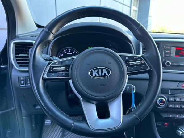Kia Sportage IV Рестайлинг с пробегом 2021 года, цена 2 450 000 рублей, 86502 км, внедорожник, Автокод Объявления