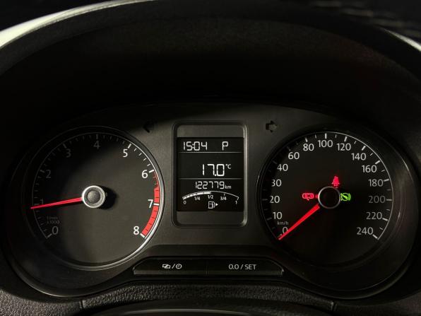 Volkswagen Polo V Рестайлинг с пробегом 2017 года, цена 1 250 000 рублей, 122600 км, седан, Автокод Объявления