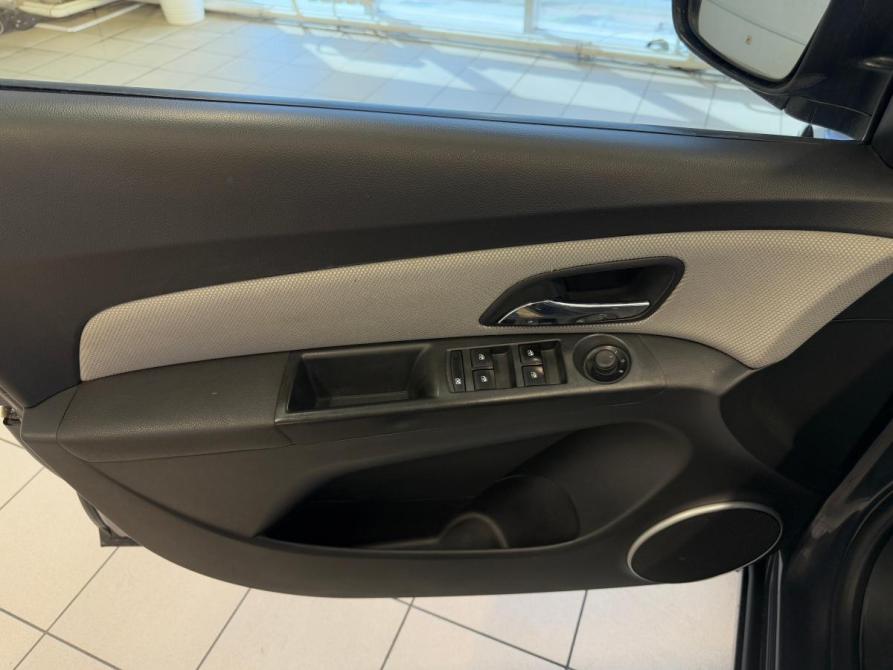 Chevrolet Cruze I Рестайлинг Волгоград  - изображение 14