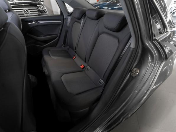 Audi A3 III (8V) Рестайлинг с пробегом 2018 года, цена 2 530 000 рублей, 35221 км, седан, Автокод Объявления