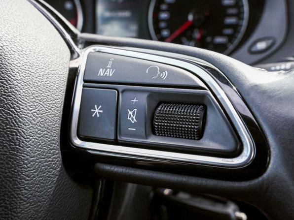 Audi Q3 I (8U) Рестайлинг с пробегом 2014 года, цена 1 962 000 рублей, 124506 км, внедорожник, Автокод Объявления