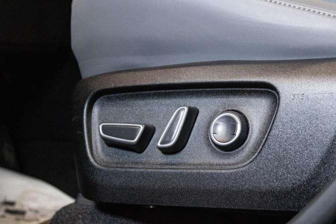 Toyota RAV4 VI (XA60) с пробегом 2026 года, цена 4 000 000 рублей, 44 км, внедорожник, Автокод Объявления