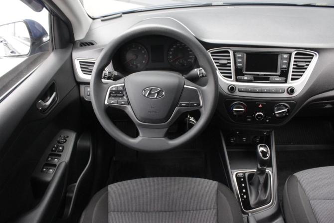 Hyundai Solaris II Рестайлинг с пробегом 2021 года, цена 1 850 000 рублей, 29370 км, седан, Автокод Объявления