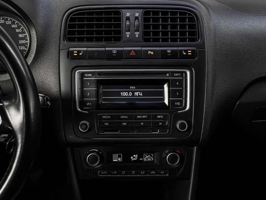 Volkswagen Polo V Рестайлинг Тюмень  - изображение 19