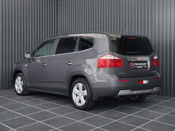 Chevrolet Orlando I с пробегом 2011 года, цена 1 277 000 рублей, 111205 км, компактвэн, Автокод Объявления