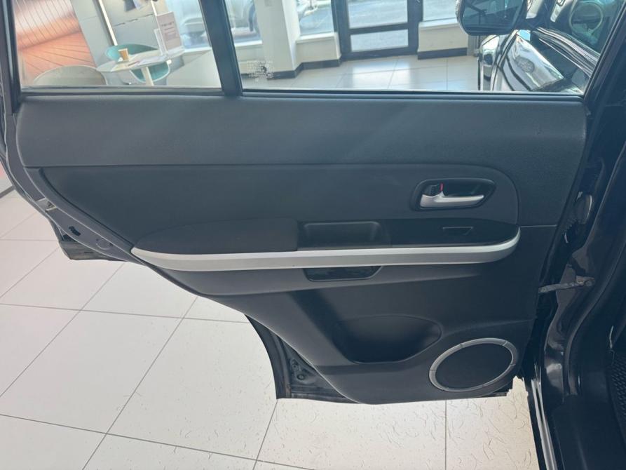 Suzuki Grand Vitara II Рестайлинг 2 Екатеринбург  - изображение 8