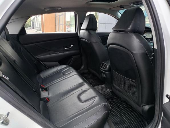 Hyundai Elantra VII (CN7) Рестайлинг с пробегом 2023 года, цена 1 870 000 рублей, 70096 км, седан, Автокод Объявления