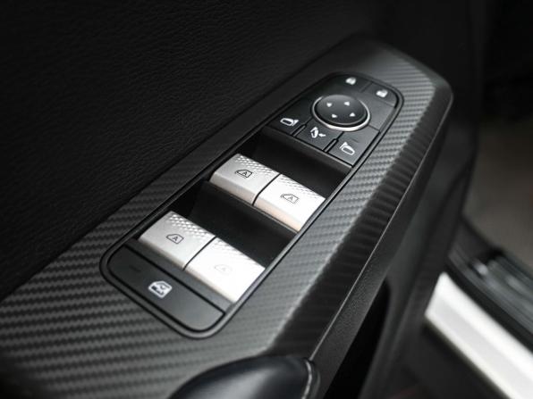 Mitsubishi Outlander IV с пробегом 2022 года, цена 4 249 900 рублей, 45125 км, внедорожник, Автокод Объявления