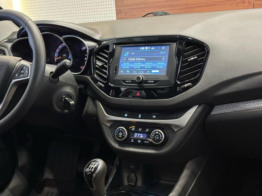 Lada (ВАЗ) Vesta I Челябинск  - изображение 12