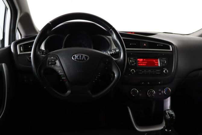Kia Ceed II Рестайлинг с пробегом 2016 года, цена 1 189 990 рублей, 123124 км, хэтчбек, Автокод Объявления