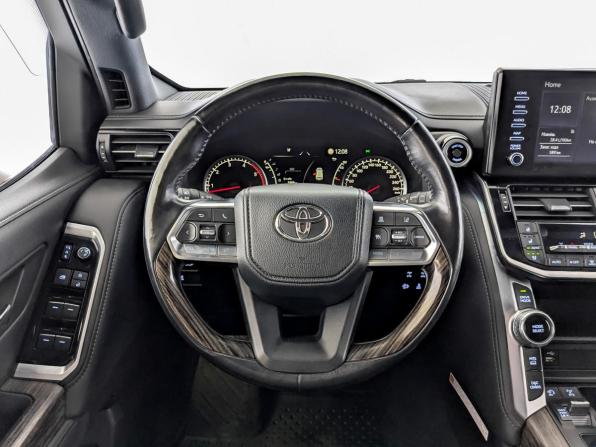 Toyota Land Cruiser 300 Series с пробегом 2021 года, цена 9 500 000 рублей, 52262 км, внедорожник, Автокод Объявления