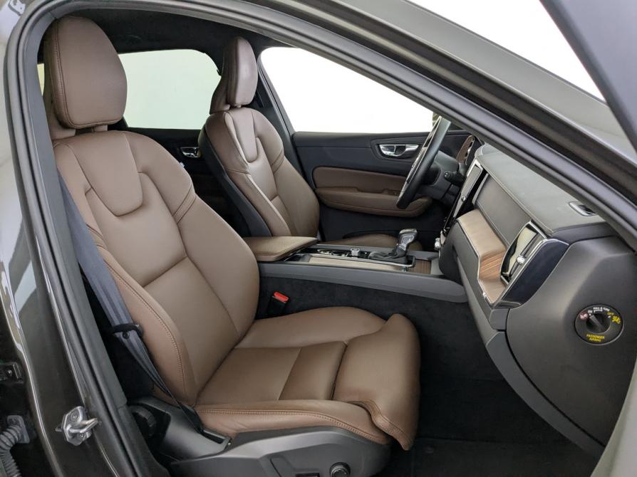 Volvo XC60 II Москва  - изображение 26