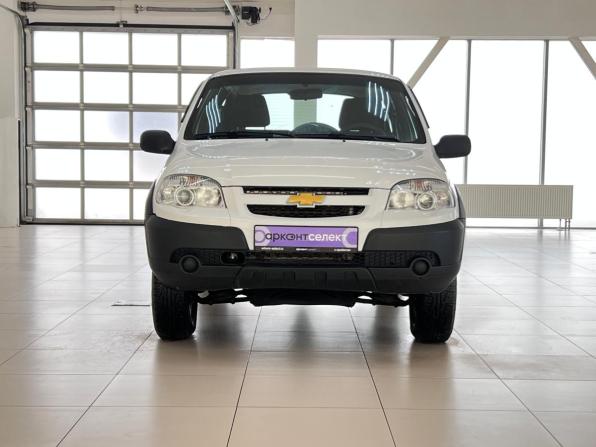Chevrolet Niva I Рестайлинг с пробегом 2017 года, цена 850 000 рублей, 87104 км, внедорожник, Автокод Объявления