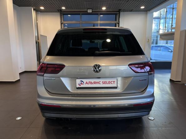Volkswagen Tiguan II с пробегом 2018 года, цена 2 510 000 рублей, 130831 км, внедорожник, Автокод Объявления