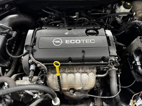 Opel Astra J с пробегом 2012 года, цена 600 000 рублей, 184954 км, хэтчбек, Автокод Объявления