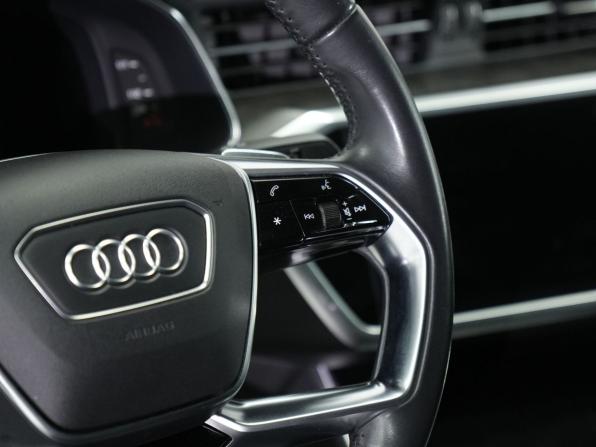 Audi A6 V (C8) с пробегом 2018 года, цена 4 300 000 рублей, 75000 км, седан, Автокод Объявления