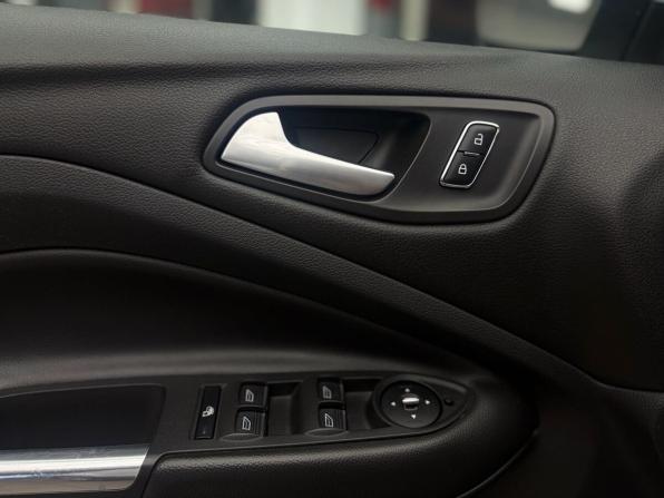 Ford Kuga II с пробегом 2013 года, цена 1 199 000 рублей, 150563 км, внедорожник, Автокод Объявления