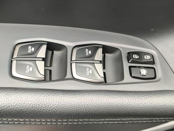 Hyundai Santa Fe III Рестайлинг с пробегом 2017 года, цена 2 078 000 рублей, 236996 км, внедорожник, Автокод Объявления