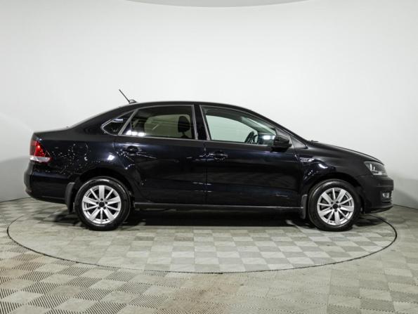Volkswagen Polo V Рестайлинг с пробегом 2018 года, цена 1 249 700 рублей, 132684 км, седан, Автокод Объявления