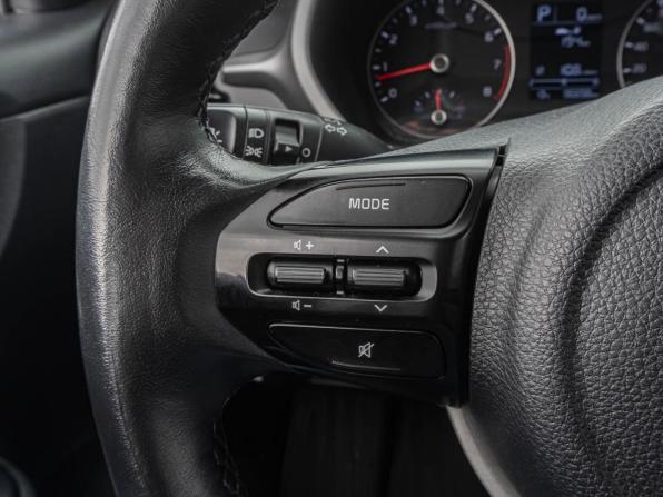 Kia Rio IV Рестайлинг с пробегом 2021 года, цена 1 698 000 рублей, 86658 км, хэтчбек, Автокод Объявления