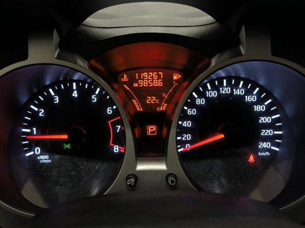 Nissan Juke I с пробегом 2012 года, цена 950 000 рублей, 119255 км, внедорожник, Автокод Объявления